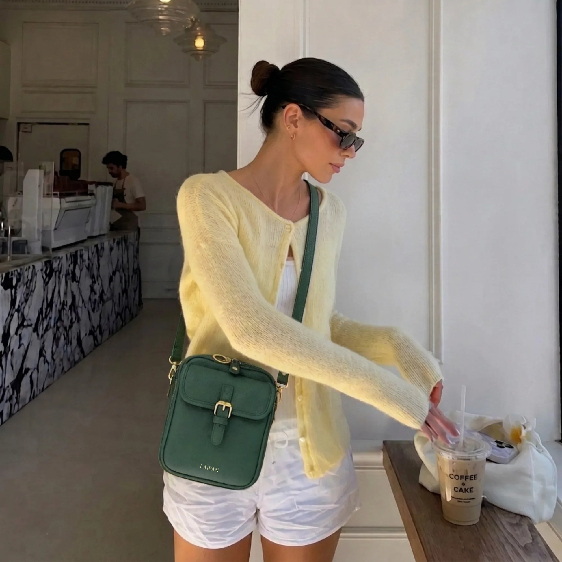 Vitass - Die Geräumigste Crossbody-Tasche
